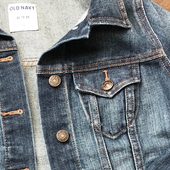 FINAL PRICE DROP! OLD NAVY Women's Jean Jacket - Picture 4 of 4
